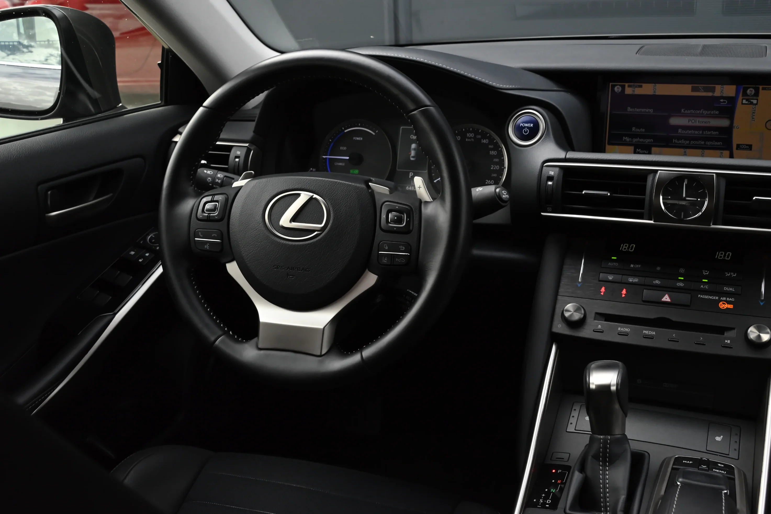 Lexus 4
